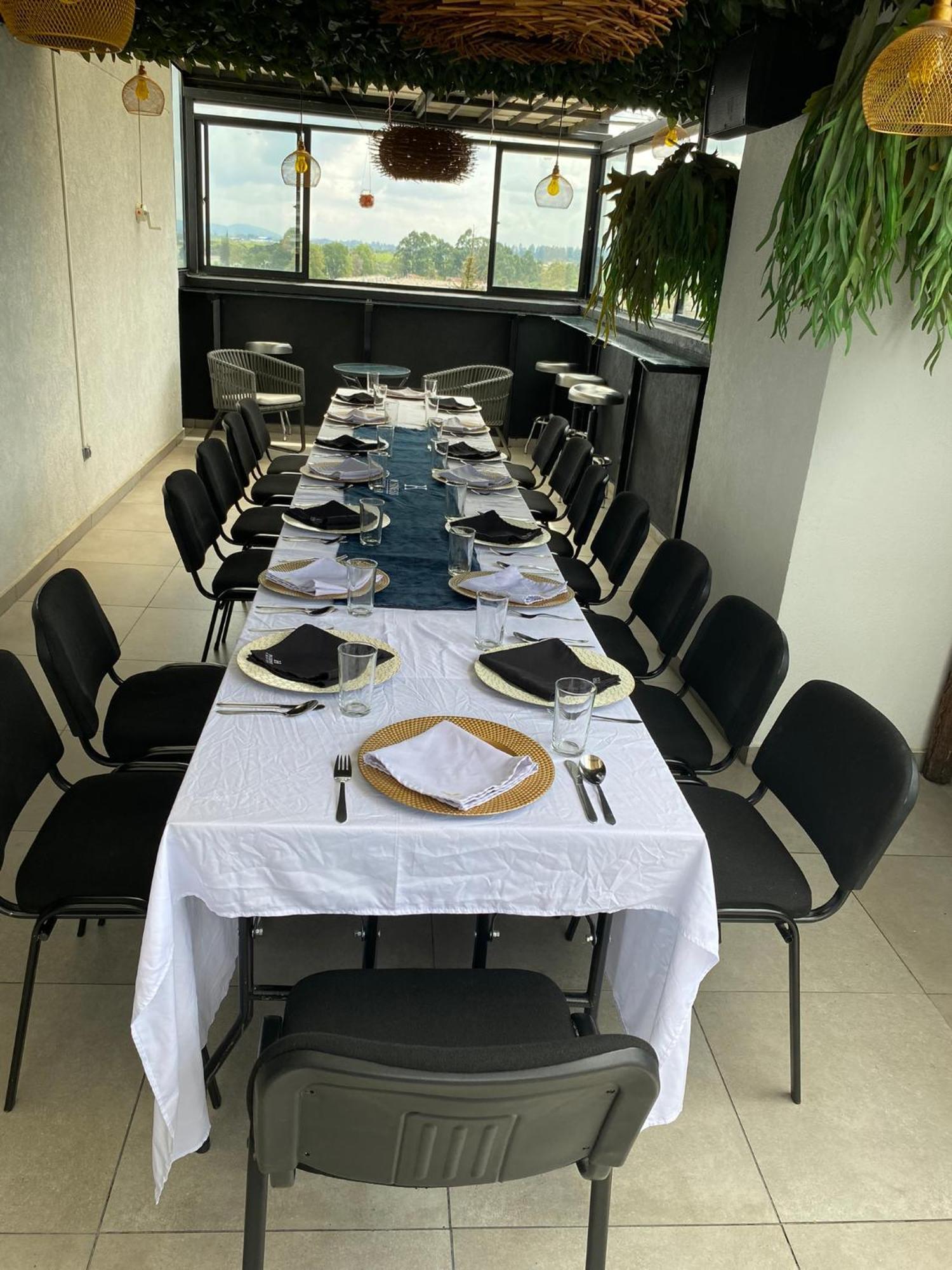 Hotel Business Center 포펜 외부 사진